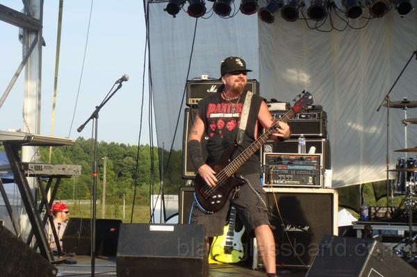 l_7b09d1988572484d95f41d3d3b5ade44.jpg